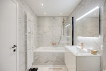 Gelijkvloers appartement met prachtige zuid-tuin en garage