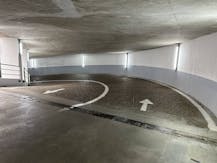 Garagebox te koop onder het Joseph Stübbenpark te Duinbergen