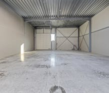 Laatste nieuwbouw KMO-unit van 374 m² te koop in Marke