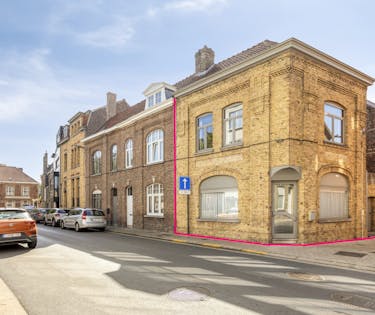Instapklaar huis te koop in Ieper centrum