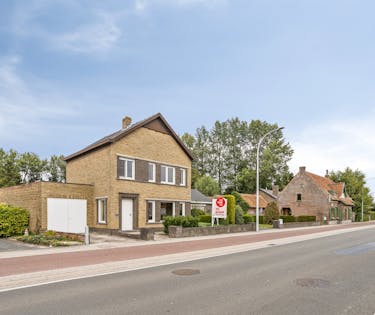 Vrijstaand huis te koop met 3 slaapkamers te Assebroek