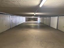 Garagebox te koop op toplocatie aan René Mouchotteplein!