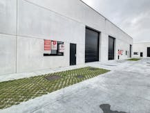 KMO-unit van ca. 220 m² te koop in Beveren-Leie
