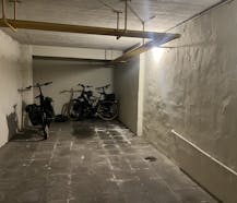 Ruime garagebox te koop te Oostende - Mariakerke