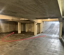 Ruime garagebox te koop te Oostende - Mariakerke