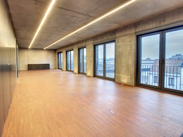 Luxueus instapklaar kantoor van ca. 229 m² in Roeselare