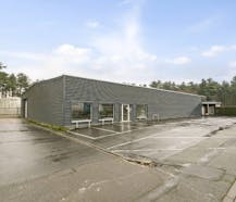 Ruime loods van 700 m² te huur in Sijsele