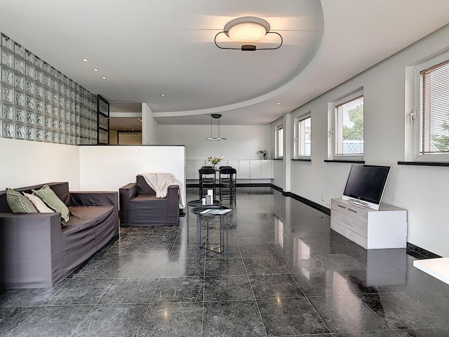 Ruim appartement met 4 slaapkamers in Oudenaarde.