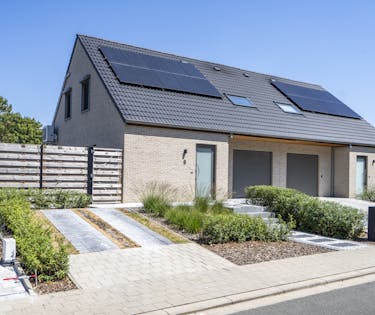 Recente halfopen bebouwing (2021) te koop in Kuurne