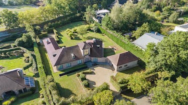 residentieel gelegen villa op 3490 m² te koop in Lichtaart