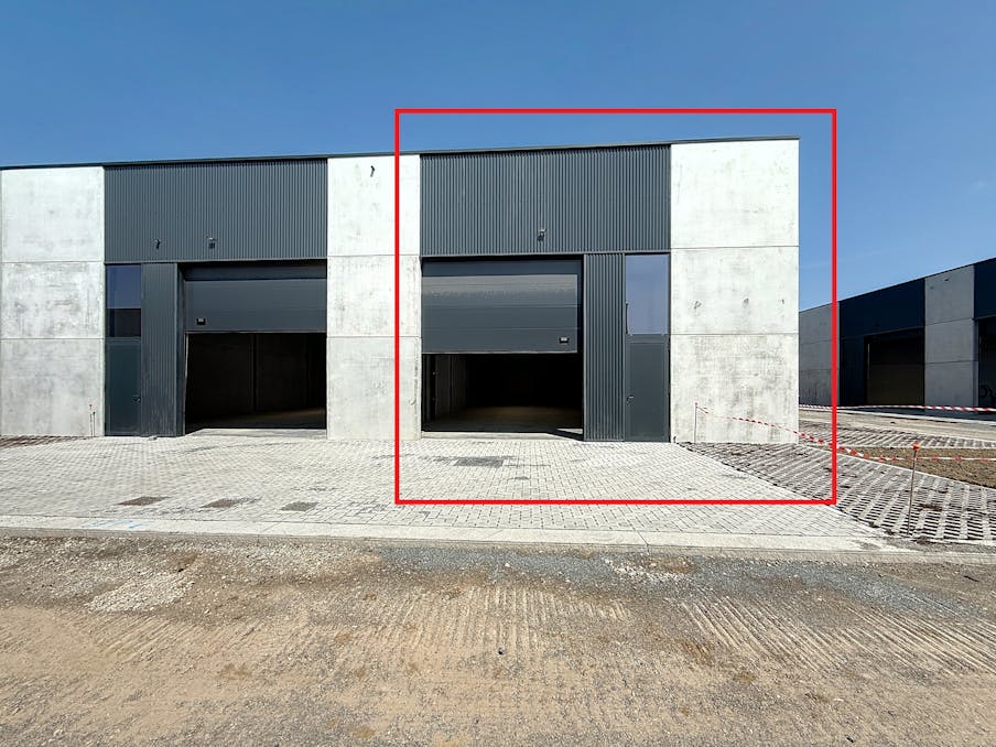 Nieuwbouw magazijn te huur in Pittem