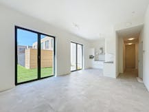 Gelijkvloers BEN-appartement met tuin te huur op Linkeroever