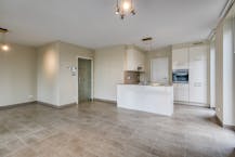 Appartement récent et prêt à emménager avec terrasse à Waregem.