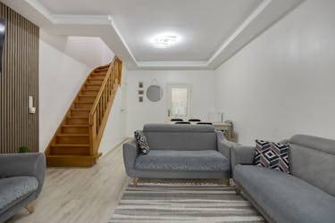 Gerenoveerde woning met 3 slaapkamers te koop in Vilvoorde