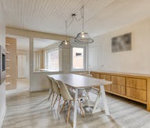 Leuke gezinswoning met 4 slaapkamers te koop in Stasegem!