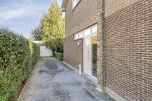  Halfopen gezinswoning te koop in Bissegem!