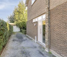 Halfopen gezinswoning te koop in Bissegem!