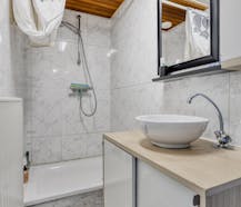 Rijwoning te koop in rustige straat te Gent
