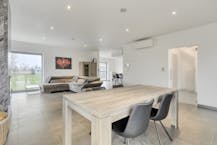 Modern alleenstaand huis te koop in Oppuurs