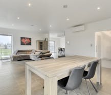 Modern alleenstaand huis te koop in Oppuurs