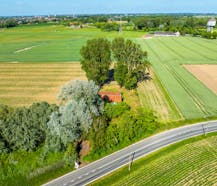 Af te breken woning (bouwgrond) te koop op 1.962m² in Ieper