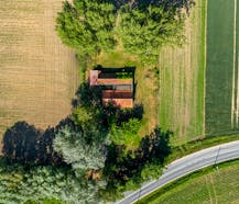 Af te breken woning (bouwgrond) te koop op 1.962m² in Ieper