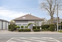 Uitzonderlijke eigendom: woonst met loods op toplocatie