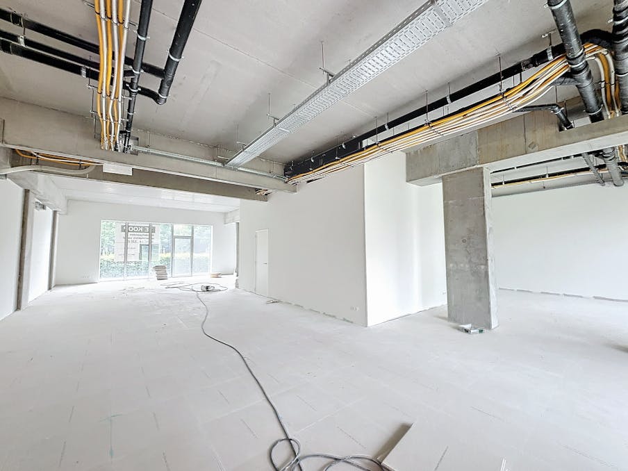 Nieuwbouw handelspanden (92 m² - 331 m²) in centrum Lokeren
