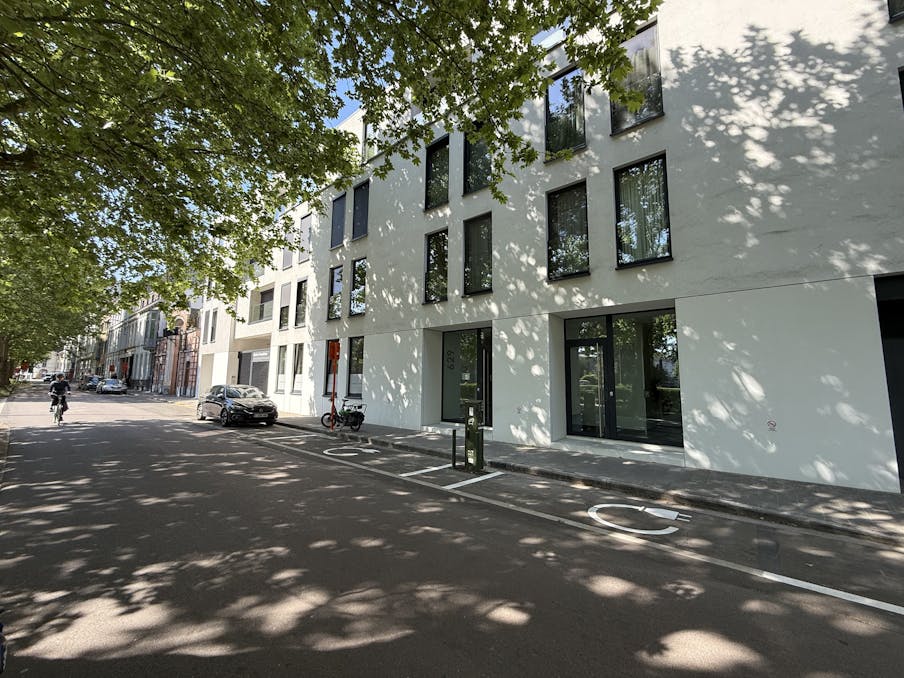 Kantoor of praktijkruimte (300 m²) te huur in hartje Gent
