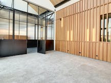 Instapklaar kantoor te huur in Cotton Park Kortrijk