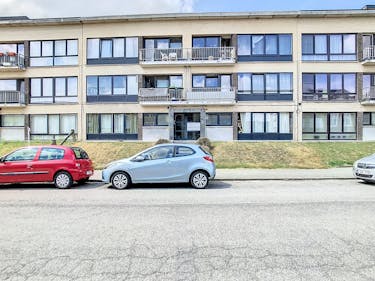 Opbrengsteigendom met 6 appartementen en 6 garages in Temse