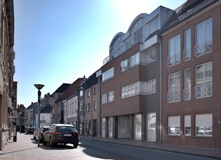 Instapklaar 2-slaapkamer appartement van 116m² te koop in Roeselare