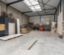 Opslagplaats met buitenruimte op toplocatie in Genk-Noord!