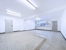 Magazijn met kantoorruimte te huur op toplocatie in Rijkevorsel