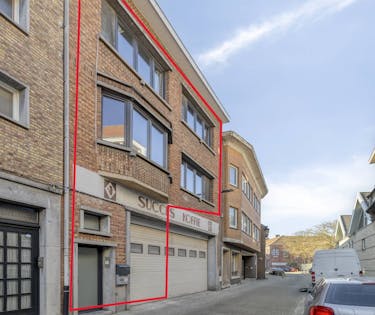 Huis met 3 slaapkamers, 3 staanplaatsen en terras in Niel