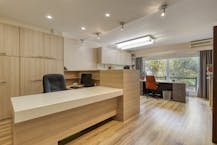 Uitzonderlijk huis met 6 slaapkamers te koop in Merksem