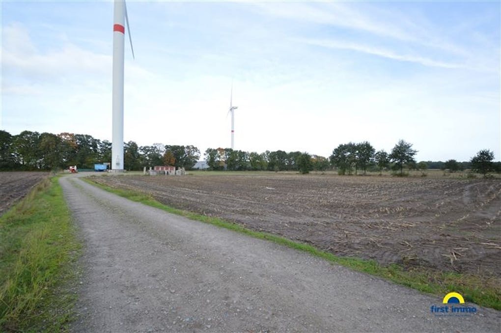 Perceel grond van 6.206m² gelegen in zone voor milieubelastende industrie in Kalmthout