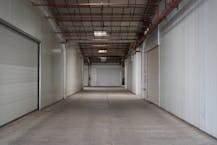 Magazijn van 380 m² te huur in Poperinge