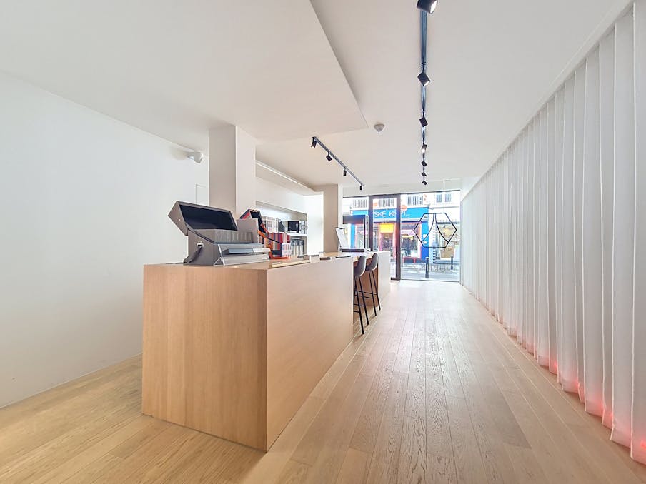 Uitstekend gelegen handelsruimte (102 m²) te huur in Gent