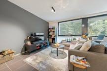 Instapklaar éénslaapkamerappartement met garage te koop