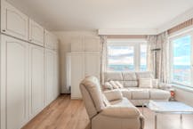 Zonnige studio met terras en open zicht !