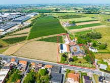 Karaktervolle historische hoeve te Sint-Eloois-Winkel 