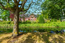 Karaktervolle historische hoeve te Sint-Eloois-Winkel 