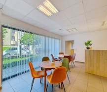 Instapklaar kantoor (94 m²) met parking te huur in Gent