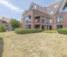 Instapklaar appartement met tuin en terras in Brugge (Christus-Koning)