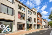  Prachtig handelspand (180m²) in hartje Hasselt