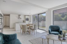 INSTAPKLAAR BEN-APPARTEMENT IN BAZEL MET 2 SLAAPK. + TUIN