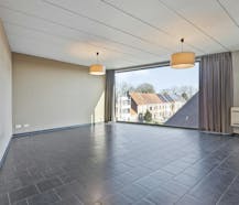 Centraal gelegen handelsruimtes (300 m²) te Gistel