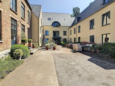 Assistentieflat met terras te koop in Brugge 