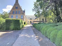 Assistentieflat met terras te koop in Brugge